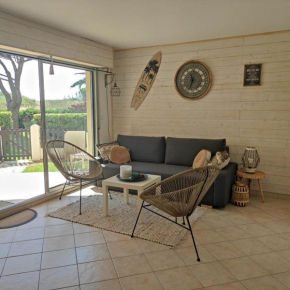 LES CAPITELLES 5 - Accès direct à la plage depuis le jardin - T2 avec cabine - 6 pers - jardin - Piscine - parking